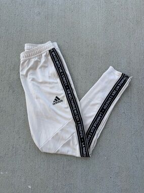 Adidas The Brand With The 3 Stripes Tan Khaki Track Pants Men’s Large Climacool